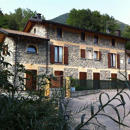 Agriturismo Il Talento Nella Quiete カスティリオーネ・ディンテルヴィ エクステリア 写真