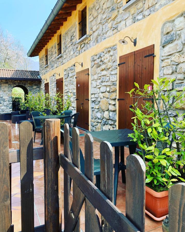 Agriturismo Il Talento Nella Quiete カスティリオーネ・ディンテルヴィ エクステリア 写真