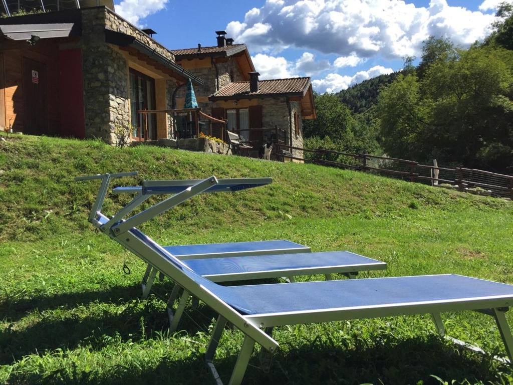 Agriturismo Il Talento Nella Quiete カスティリオーネ・ディンテルヴィ エクステリア 写真