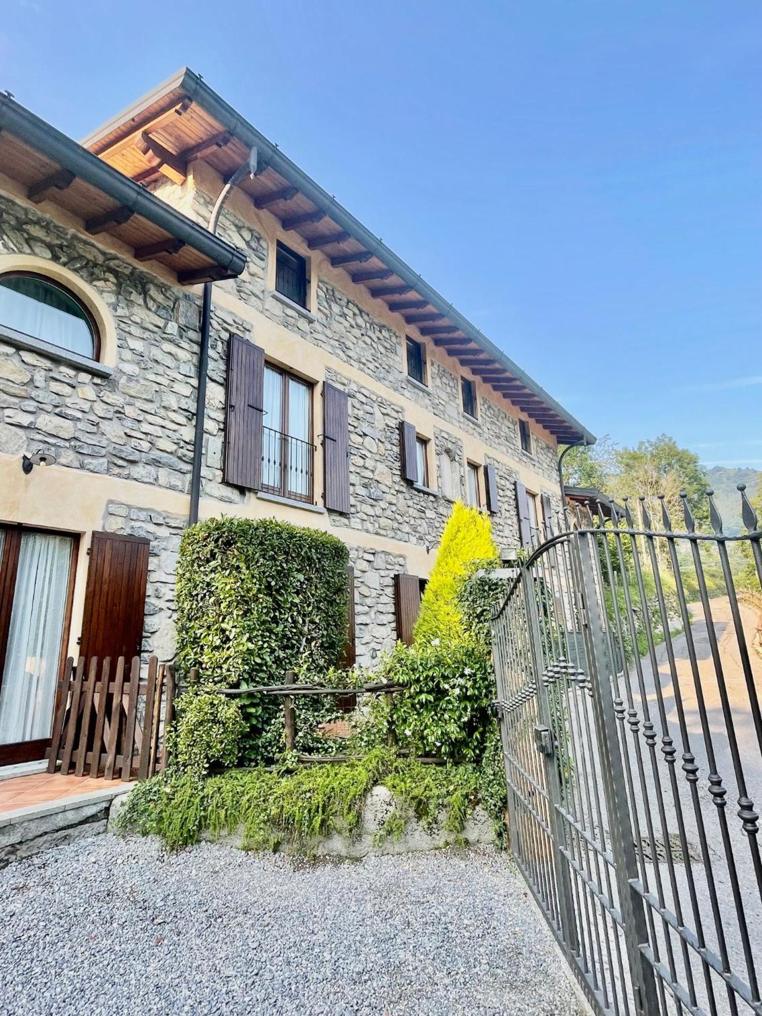 Agriturismo Il Talento Nella Quiete カスティリオーネ・ディンテルヴィ エクステリア 写真