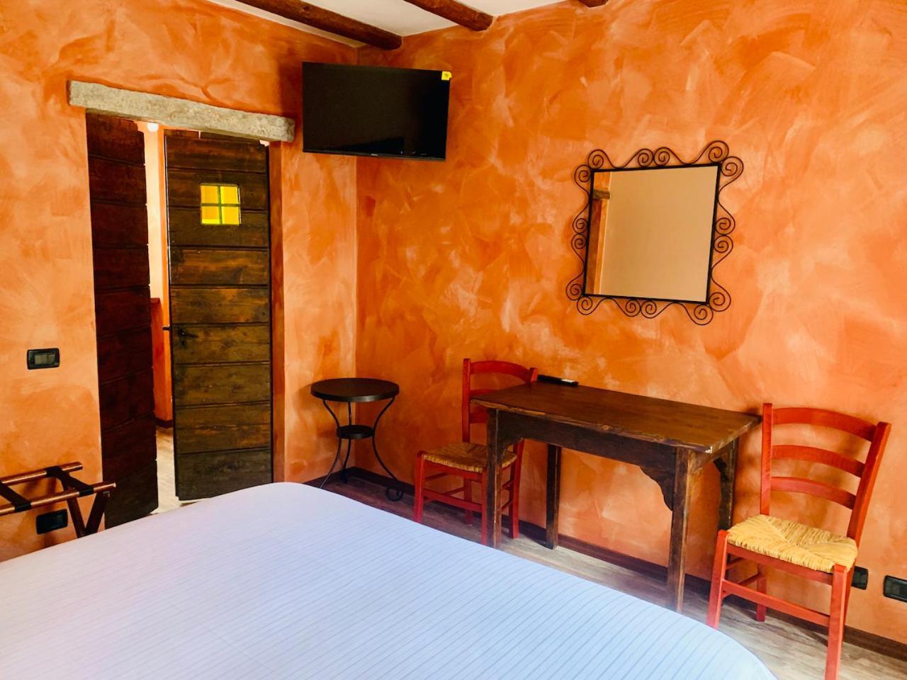 Agriturismo Il Talento Nella Quiete カスティリオーネ・ディンテルヴィ エクステリア 写真