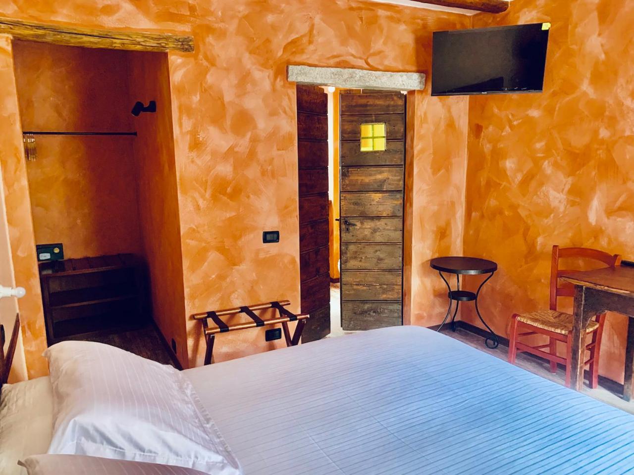 Agriturismo Il Talento Nella Quiete カスティリオーネ・ディンテルヴィ エクステリア 写真