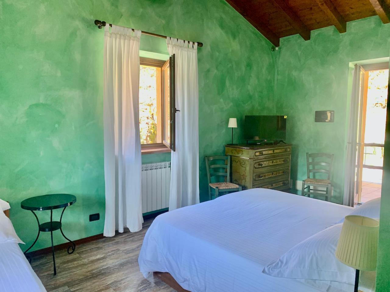 Agriturismo Il Talento Nella Quiete カスティリオーネ・ディンテルヴィ エクステリア 写真