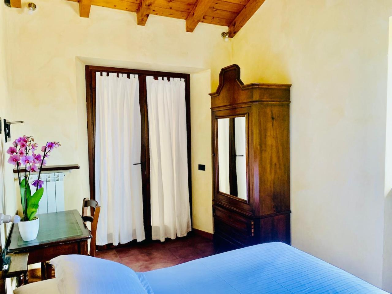 Agriturismo Il Talento Nella Quiete カスティリオーネ・ディンテルヴィ エクステリア 写真
